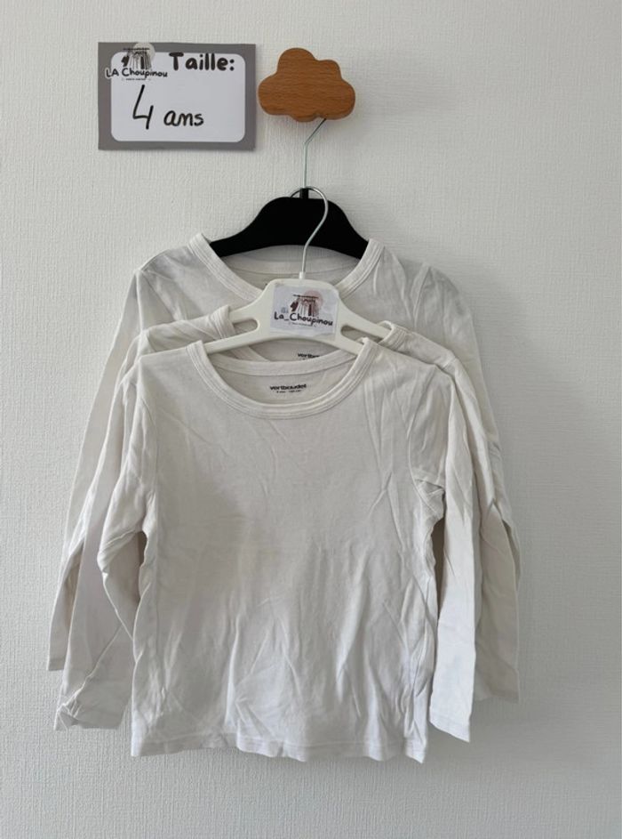 Lot 3 tee shirts manches longues - taille 4 ans 🌸