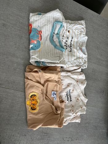 Pyjamas taille 1 mois