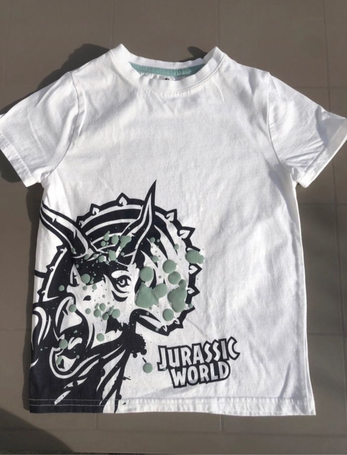 T-shirt Jurassic World 8 ans