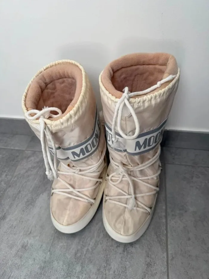 Moon Boot bottes après ski roses taille 35-38 - photo numéro 3