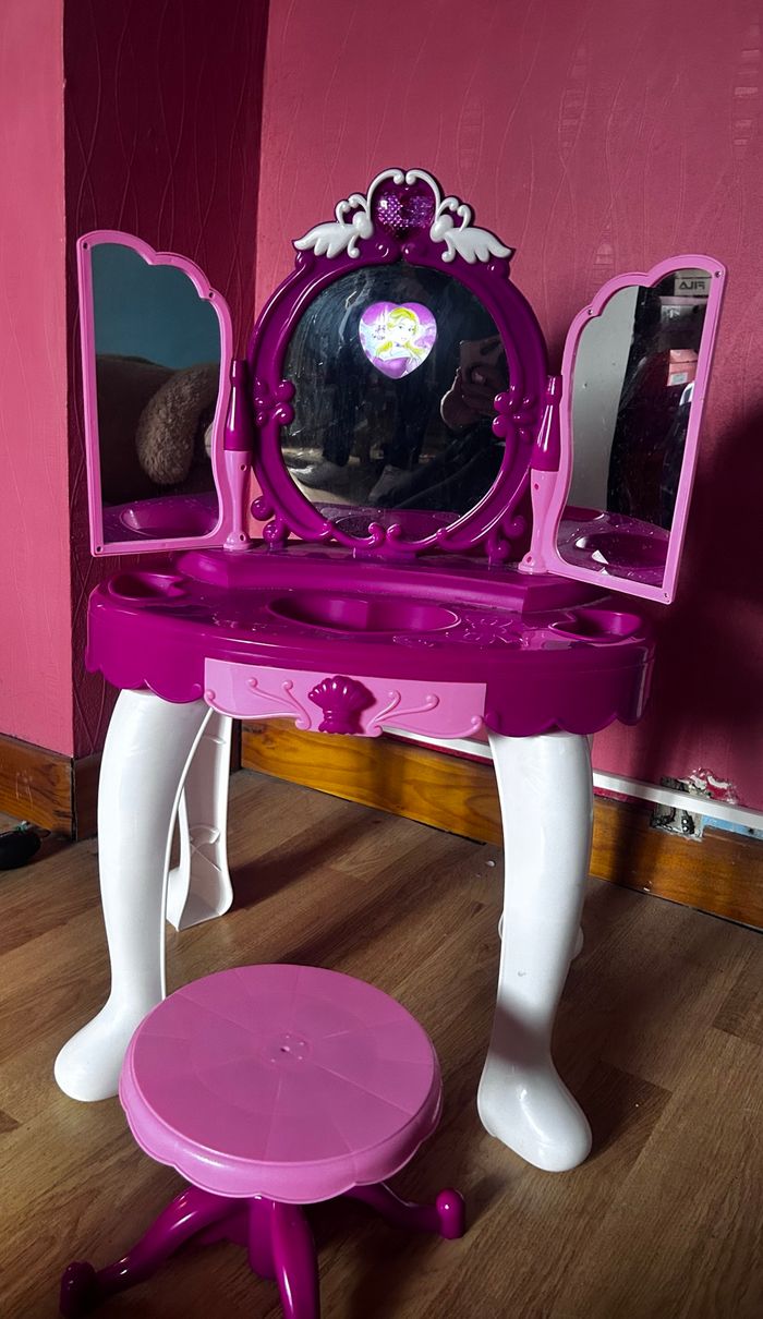 Coiffeuse jouet électronique