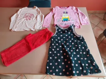 lot 4 vêtements fille 3 ans