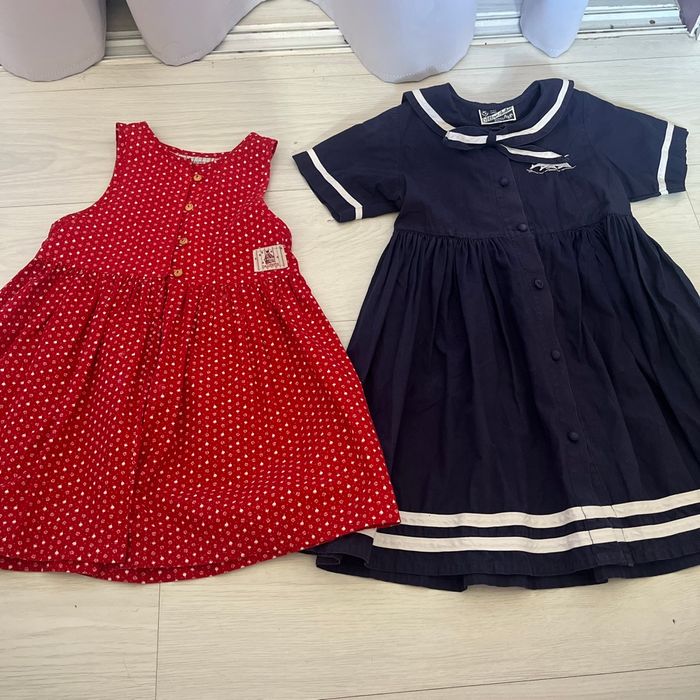 Lot 2 robes vintage 4-5ans