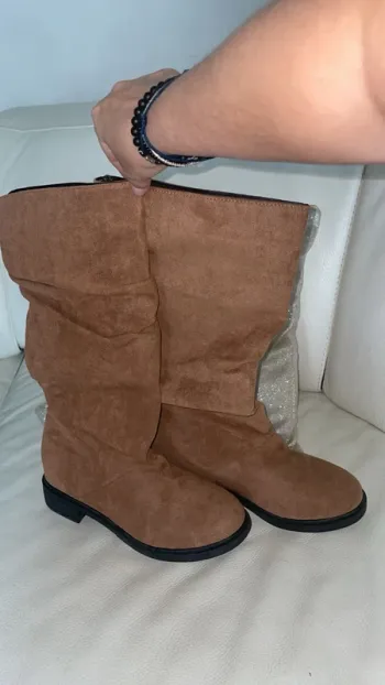 Bottes mi-mollet camel neuves T38 neuves