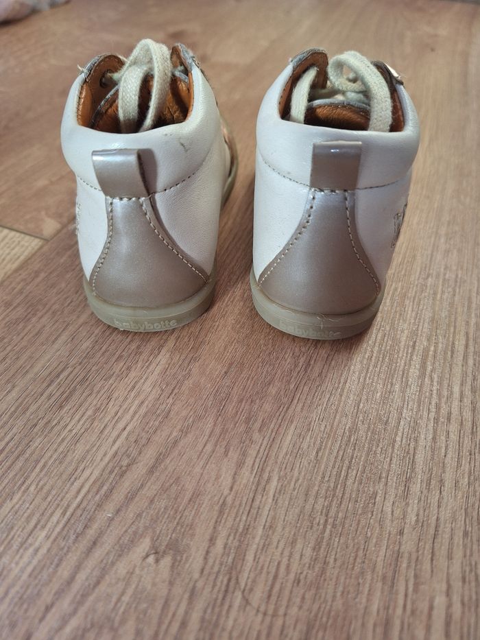Bottines Babybotte taille 20 - photo numéro 2