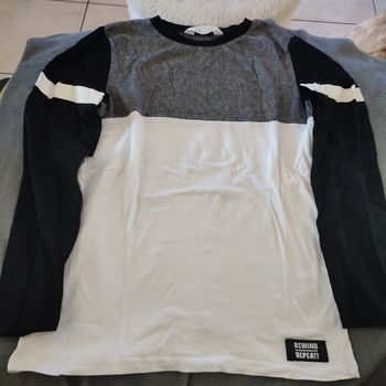 Tee-shirt longue manche HM 10 ans