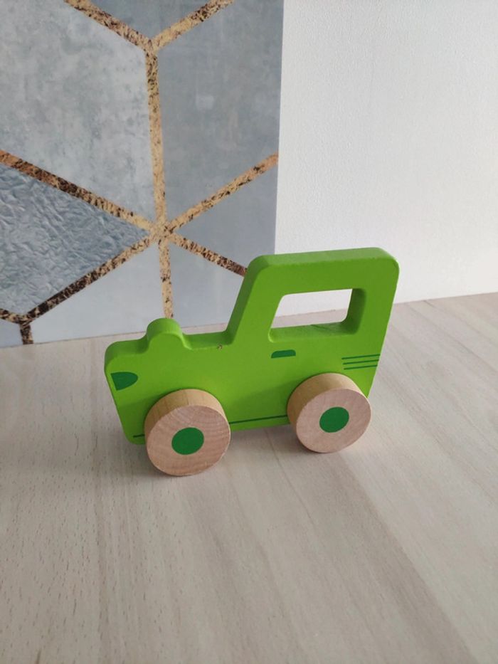 Voiture en bois verte bébé avec poignée - photo numéro 2