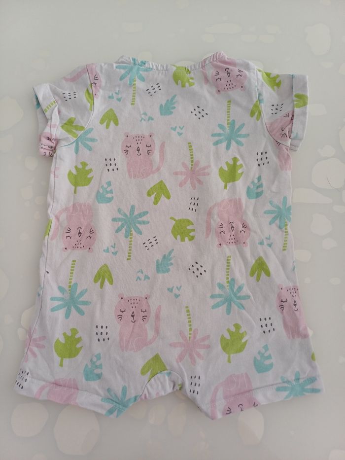 Combishort  bébé fille taille 6 mois - photo numéro 4