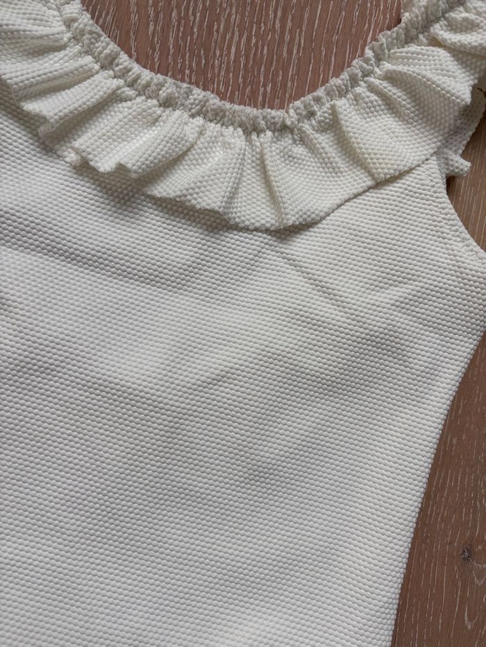 Maillot de bain fille 10 ans Mango nid d’abeille volanté doublé - photo numéro 2