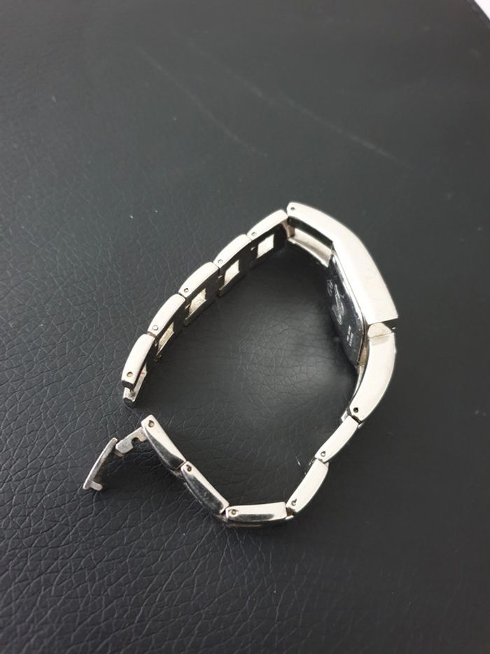 Montre femme - photo numéro 2