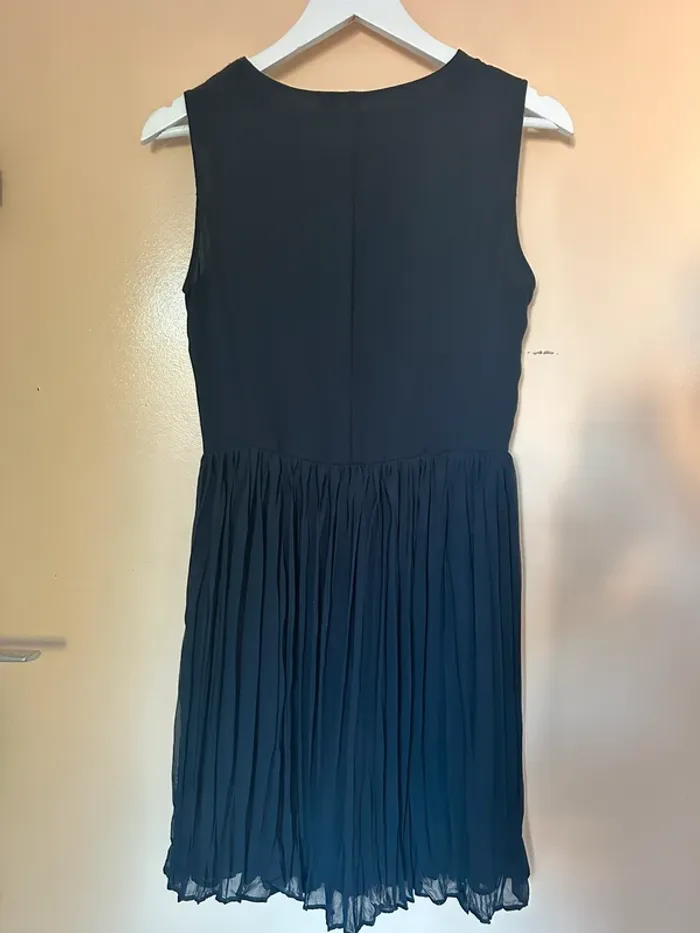 Robe noire drapée - photo numéro 3