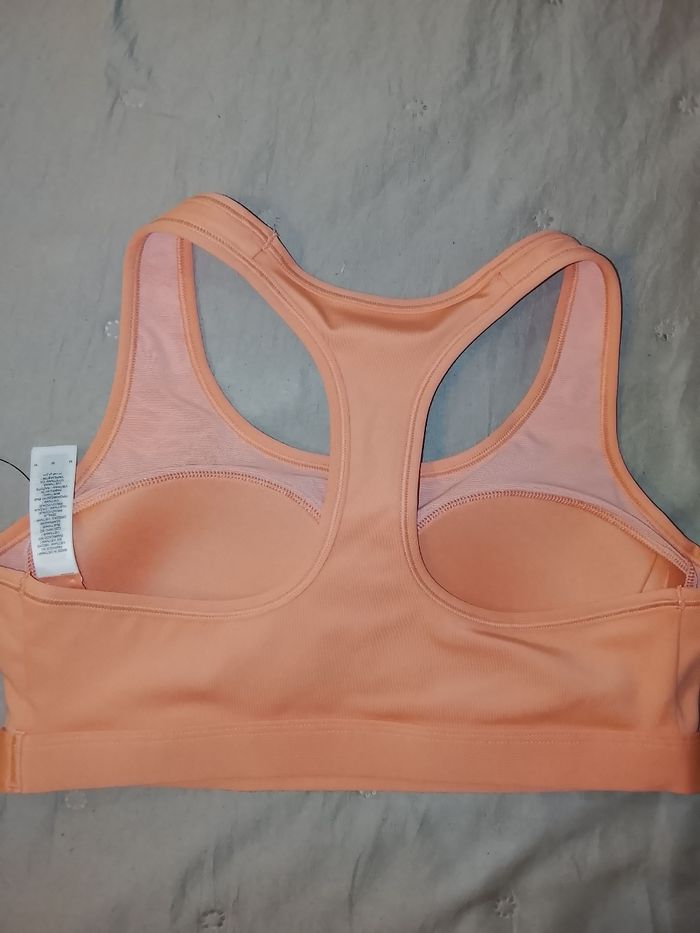 Ensemble Nike FIT training Swoosh/Universa taille M - photo numéro 3