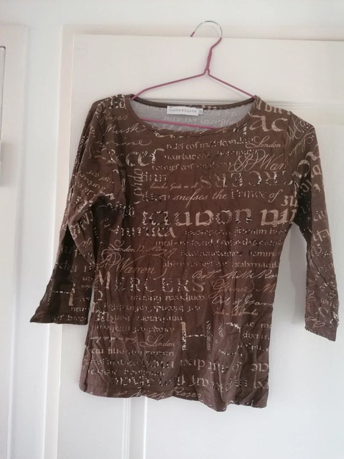 Tee-shirt manches 3 /4 jamais porté taille 3 - photo numéro 2