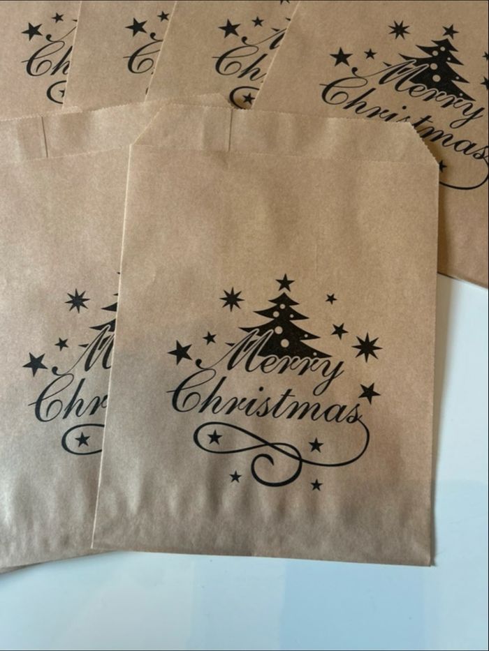 Lot NEUF de 15 sacs en papier kraft sur le thème de Noël - photo numéro 3