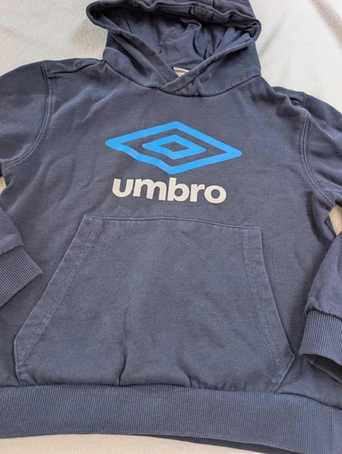 Sweat umbro 126 cm - photo numéro 2
