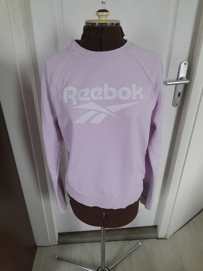 Sweat Reebok
