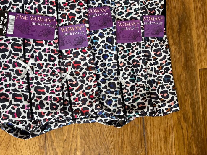 Lot 5 culottes t.M - photo numéro 2