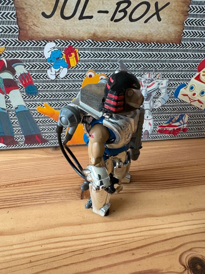 Throttle Biker mice from mars en armure - photo numéro 8