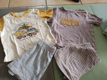 Lot de 2 pyjamas Vertbaudet 4 ans