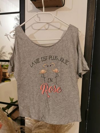Tee shirt manche dénudé taille M