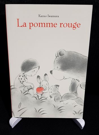 Pomme rouge (La) - Kazuo Iwamura - Ecole des loisirs