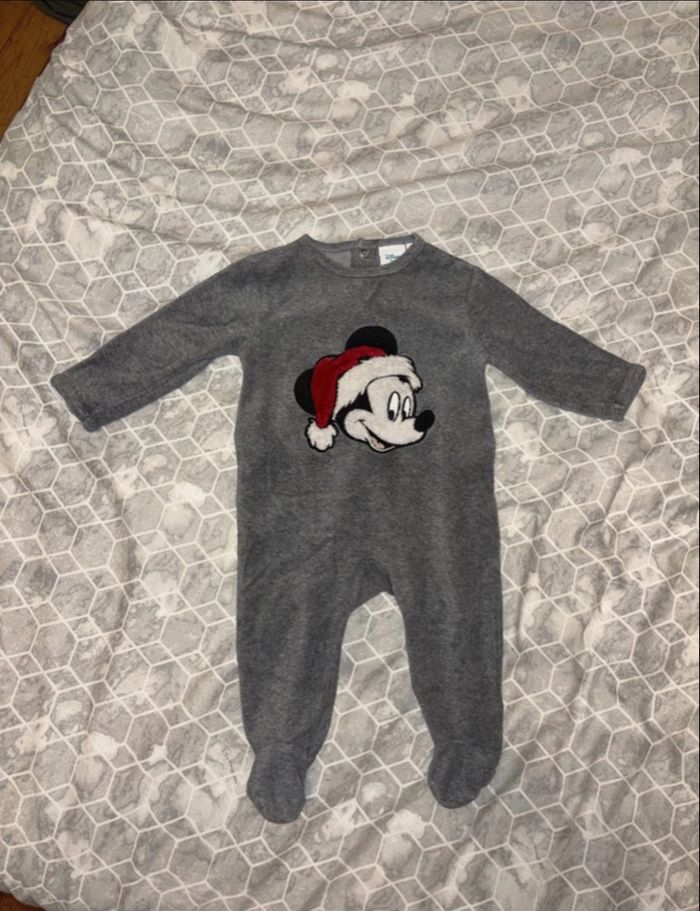 Pyjama Noël Mickey taille 6 mois