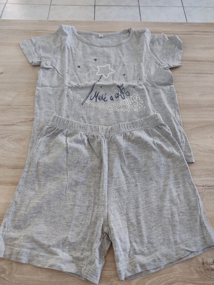 Lot vêtements 5 ans - photo numéro 5