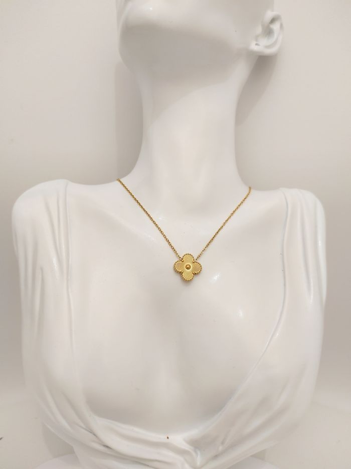 Collier trèfle à quatre feuilles plaqué or 18carats