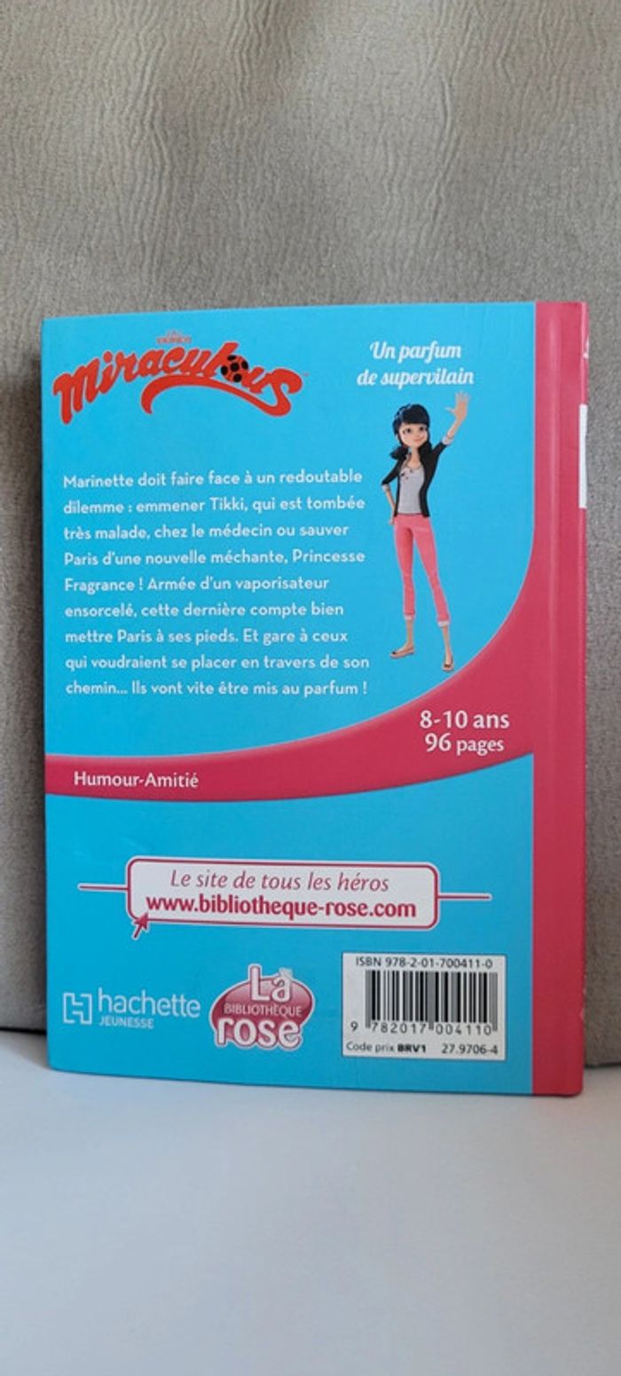 Lot 4 livres Miraculous - photo numéro 3