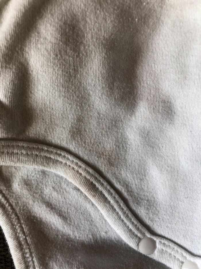 Lot de 4 bodies 12m - photo numéro 3