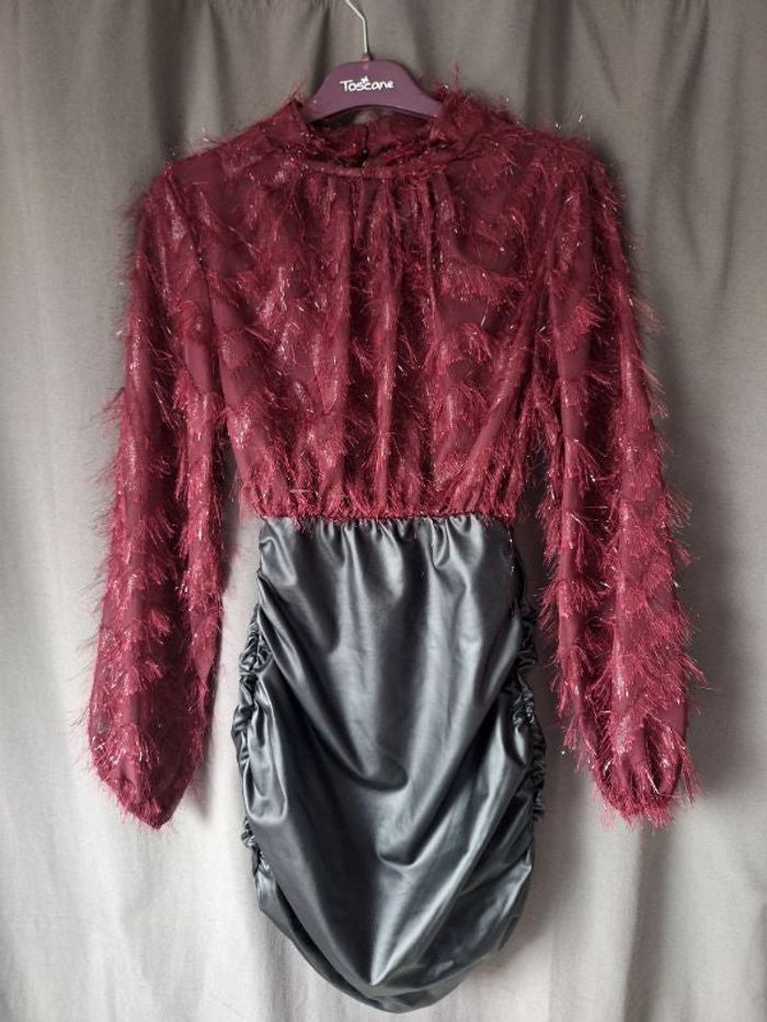 Robe bi matière noir et bordeaux