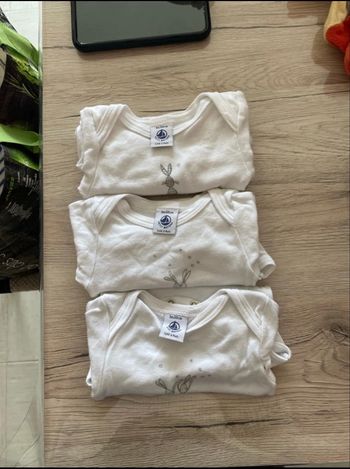 Lot de 3 bodies 3 mois 