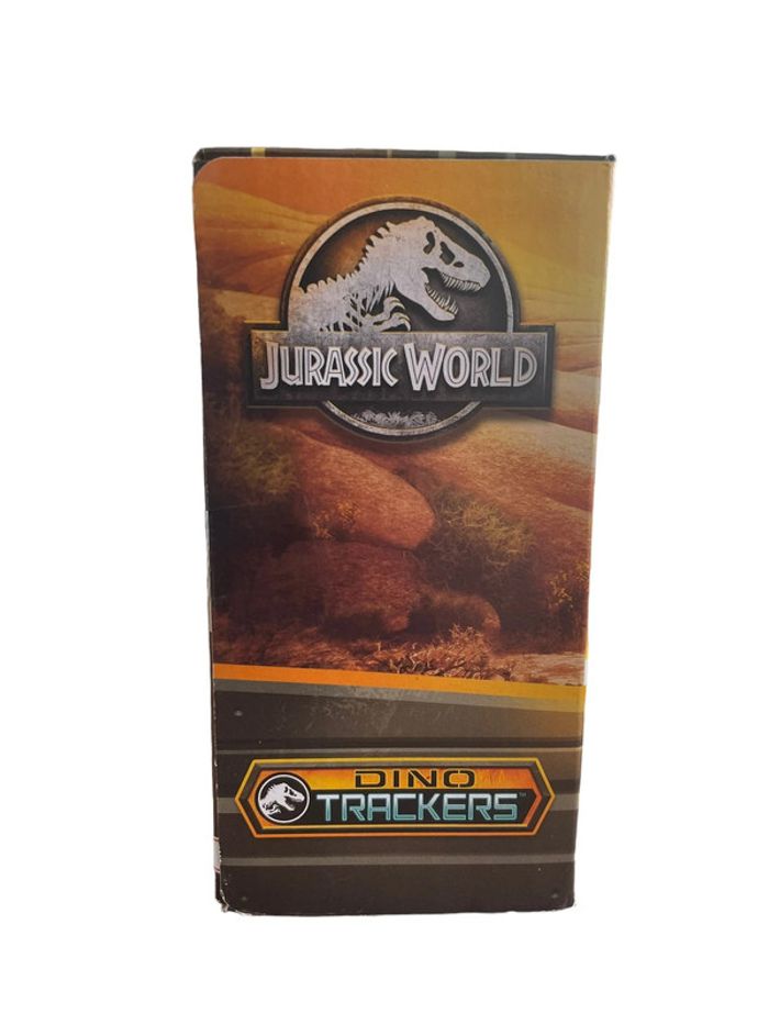 Figurine dinosaure électronique Jurassic World Dino Trackers Regalicerarops Mattel neuf - photo numéro 3