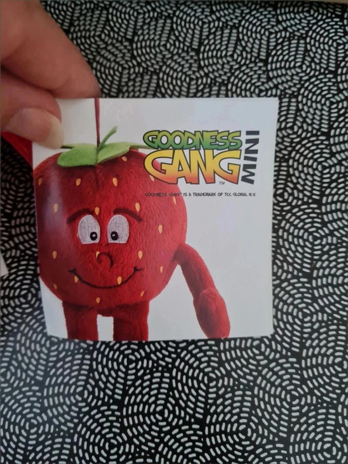 Peluche fraise goodness gang - photo numéro 2