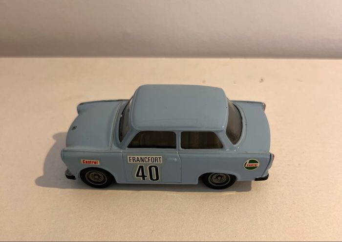 Voiture Trabant 601 Vitesse - photo numéro 3