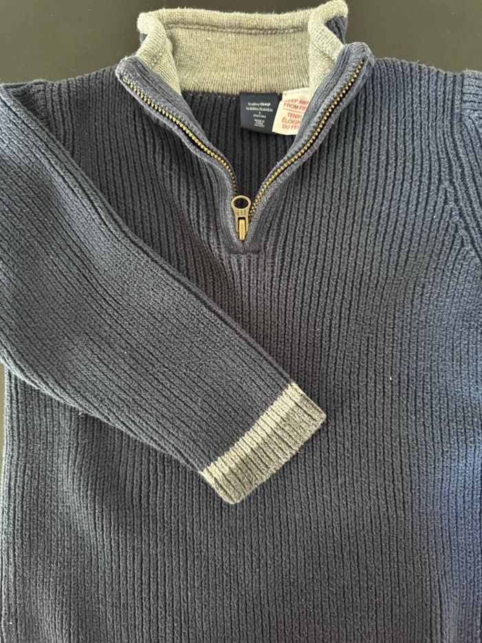 Pull Gap marine épais 3 ans
