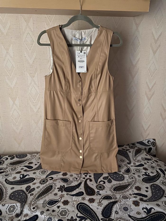 Superbe belle robe beige mini Zara neuve avec étiquette taille S - photo numéro 2