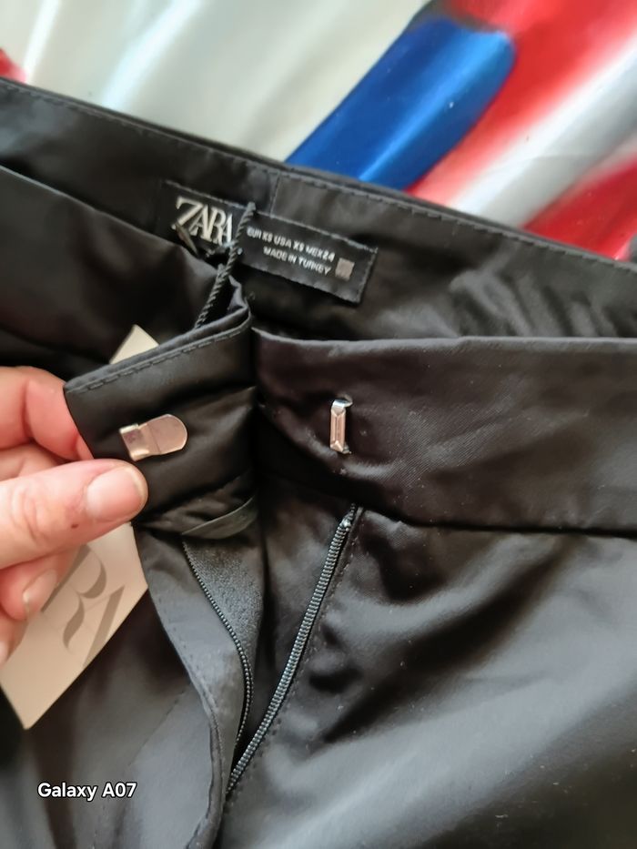 Pantalon Zahra neuf - photo numéro 5