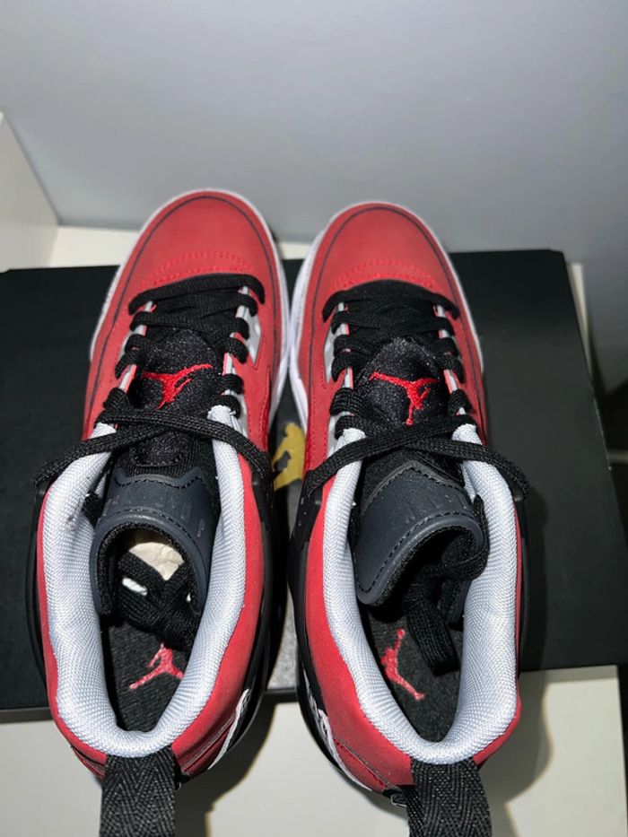 Basket Nike taille 38 Jordan unisex - photo numéro 7