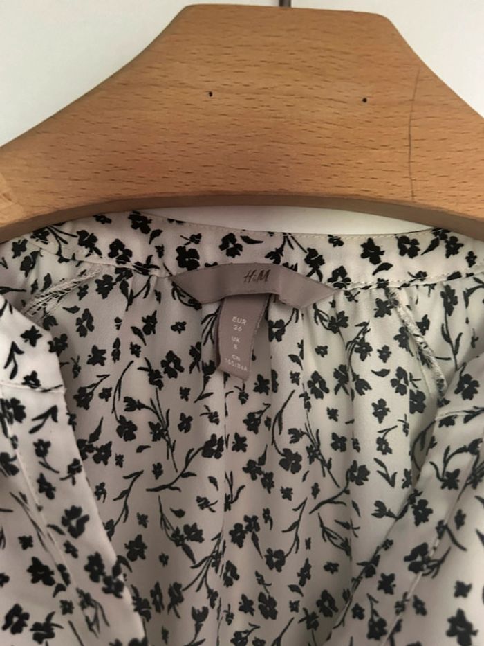 Blouse manches courtes H&m taille s - photo numéro 2