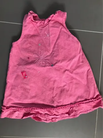 Robe rose 18 mois en très bon état