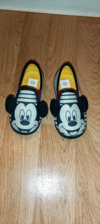 Pantoufles mickey
