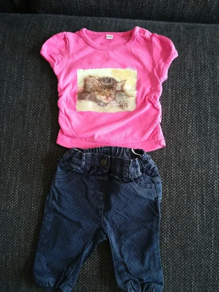 Joli ensemble été, jean et tee-shirt, bébé fille, 9mois - photo numéro 1