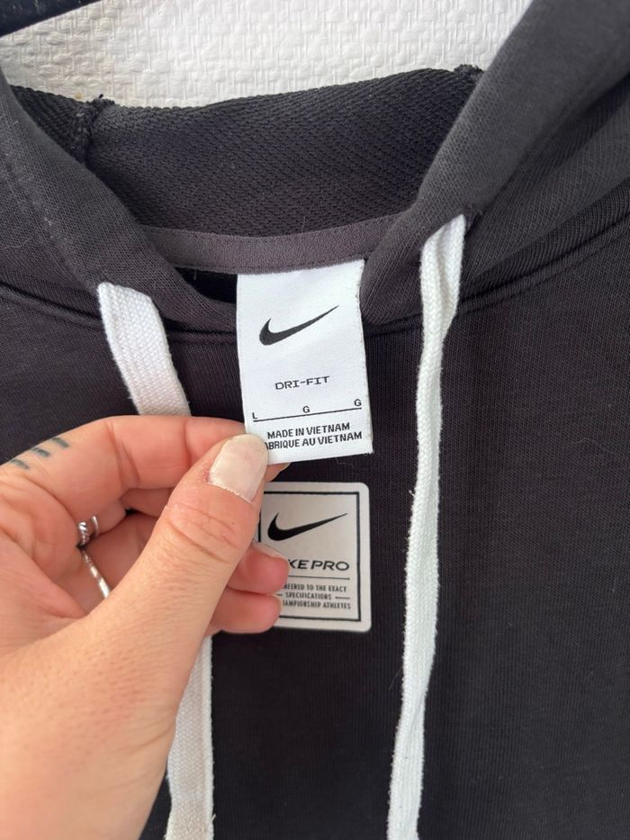 Sweat-shirt Nike - photo numéro 4