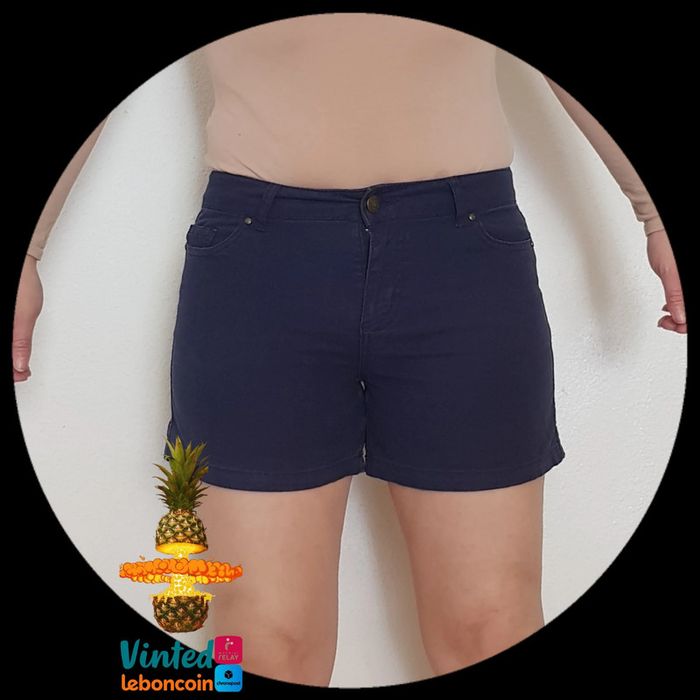 Short Bleu marine