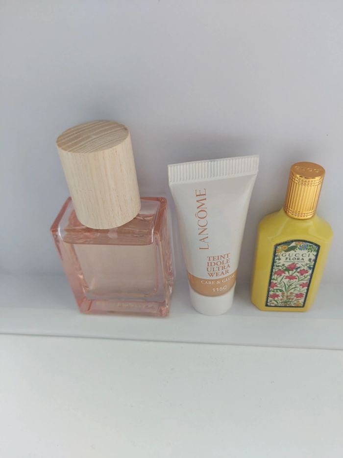 Ensemble parfum plus fond de teint
