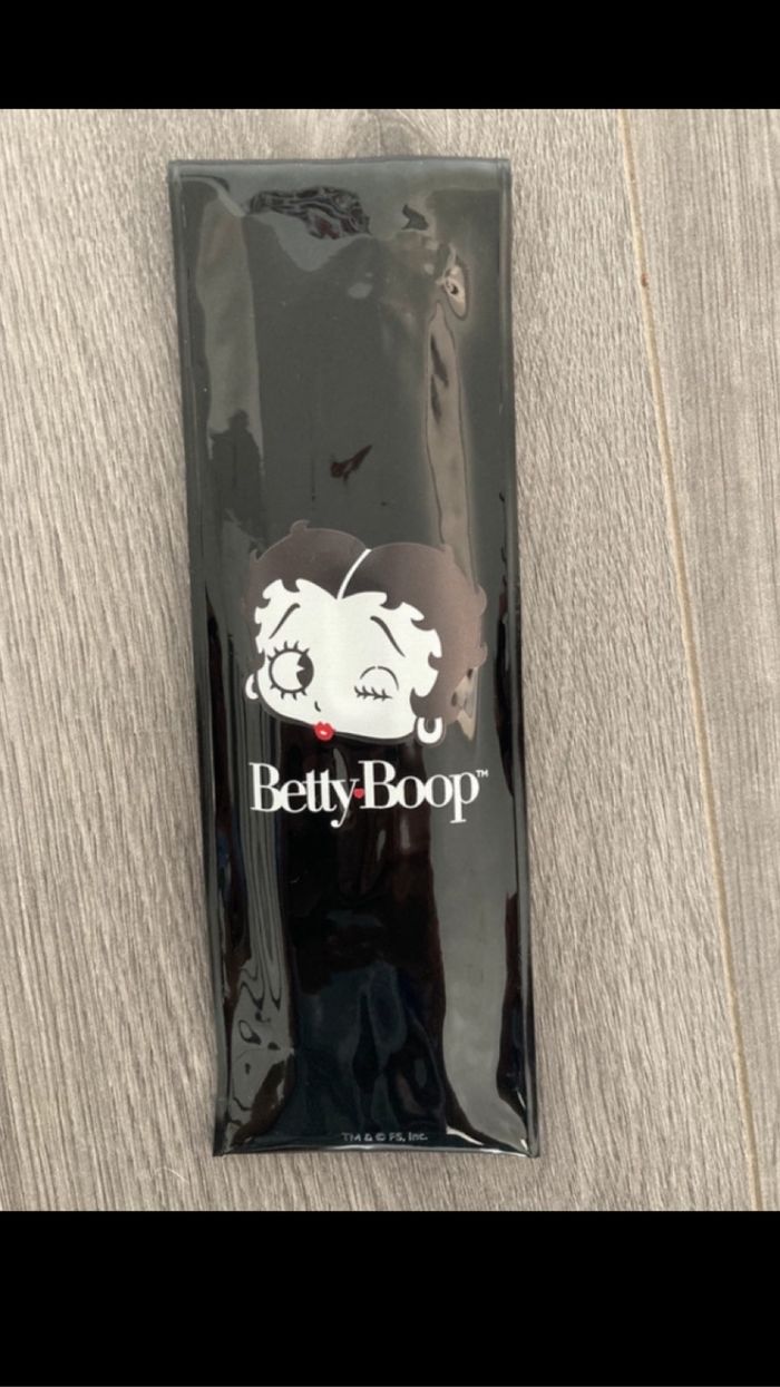 Pinceau de maquillage Betty boop
