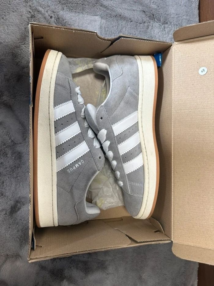 Adidas Campus 00s
40 - photo numéro 3