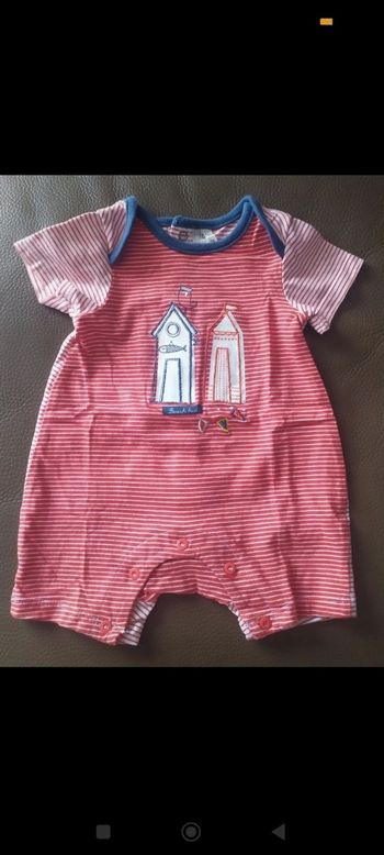 Combinaison / barboteuse manches courtes 1 mois