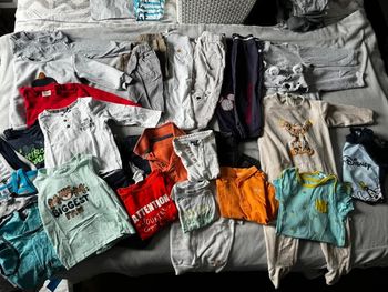 Lot de vêtements